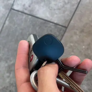 itag pro tracker reviews user Sarah H.